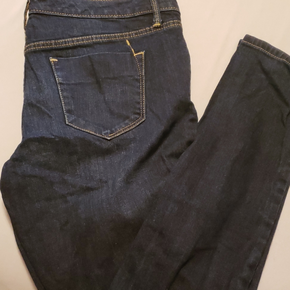 Women's jeans
